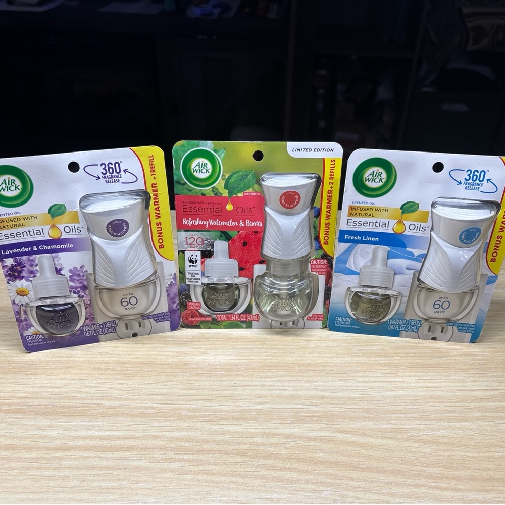 Air Wick Essential Oils Plug-In Refills‎